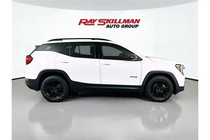 $28975 : GMC Terrain 2022 AWD AT4 4dr image 8