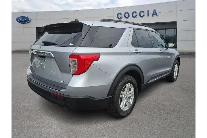 $32990 : Ford Explorer 2022 AWD XLT 4 image 4
