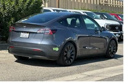$31000 : Tesla Model Y 2022 AWD Perfo thumbnail