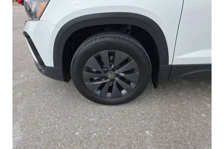 $21000 : Volkswagen Taos 2022 AWD S 4 image 9