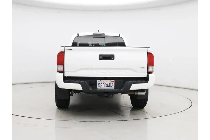$31998 : Toyota Tacoma 2017 4x4 TRD S image 6