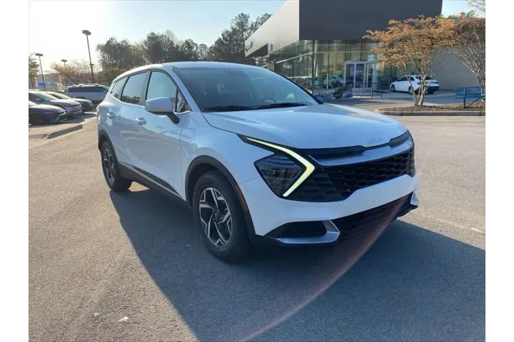 $18620 : Kia Sportage 2024 LX 4dr SUV image 8