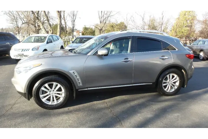 $16900 : 2010 FX35 image 4