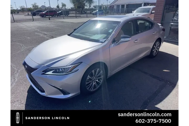$29998 : Lexus ES 300h 2019 Luxury 4d image 1
