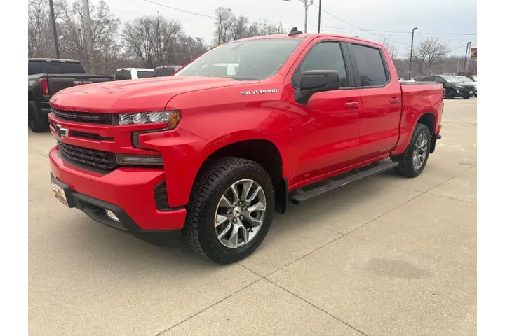 $31950 : 2020 Silverado 1500 RST image 2
