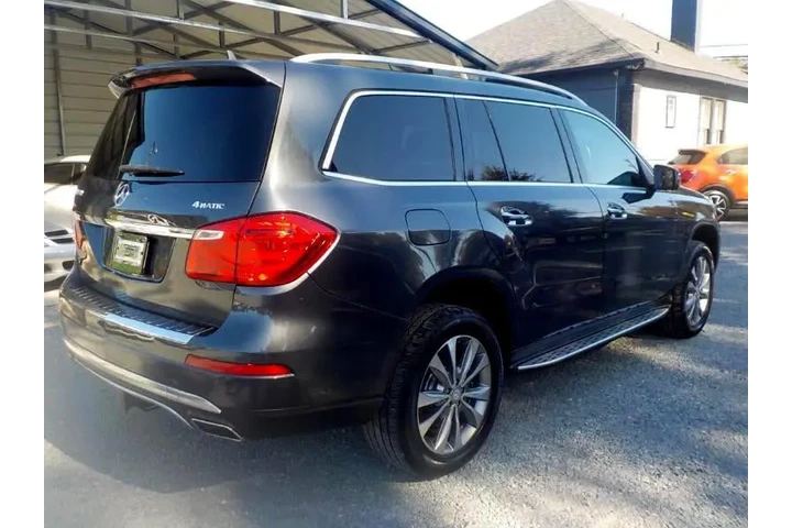 $10434 : 2013 GL 450 4MATIC® image 5