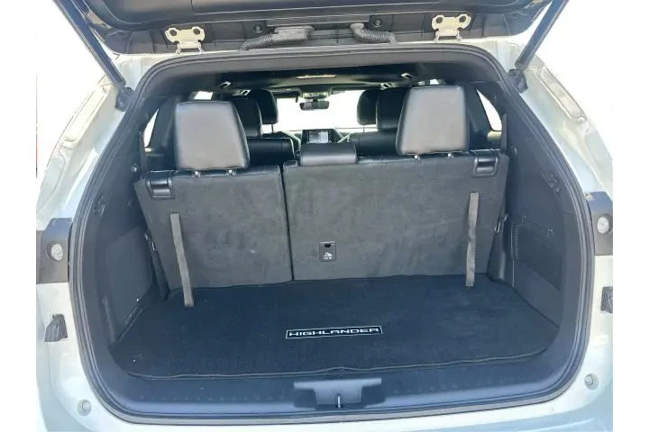 $29995 : 2021 TOYOTA HIGHLANDERXSE SPO image 1