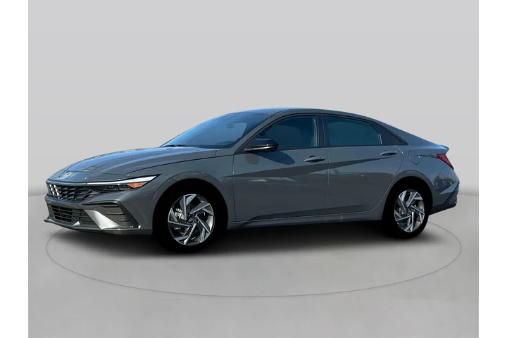 $24420 : Hyundai ELANTRA Hybrid 2025 image 3