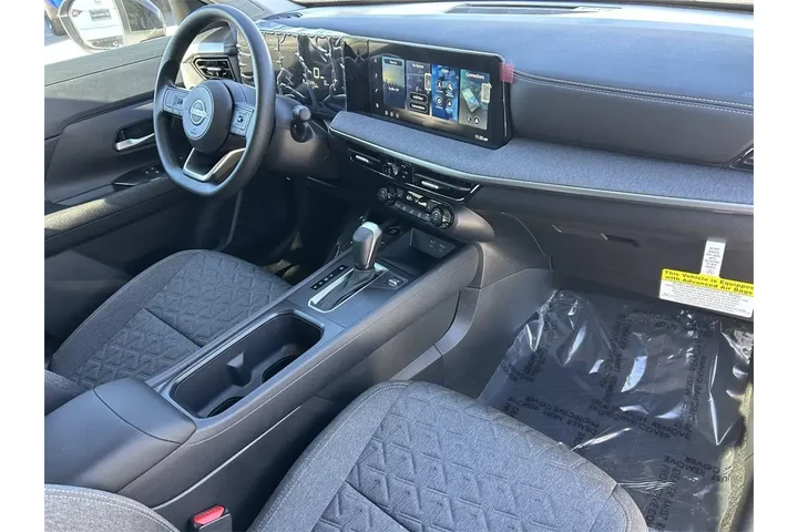 $26860 : Nissan Kicks 2026 SV 4dr Cro image 8