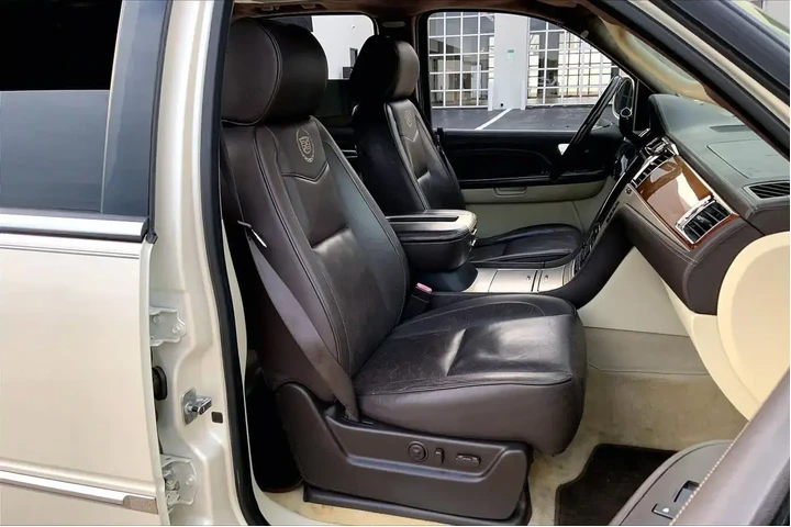 $13295 : Cadillac Escalade 2008 AWD P image 8