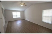 $1500 : Great Duplex Apartment thumbnail