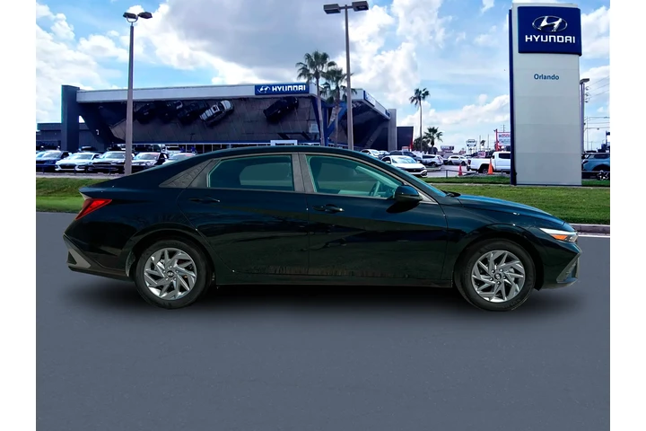 $19894 : Hyundai ELANTRA 2024 SEL 4dr image 9