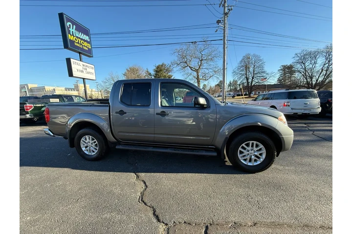 $17999 : 2018 Frontier Crew Cab 4x4 SV image 4