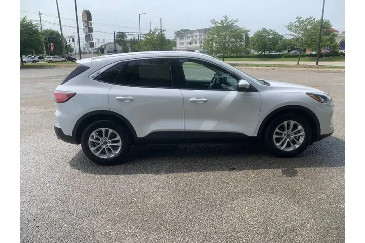 $13995 : 2021 Escape Hybrid SE image 7