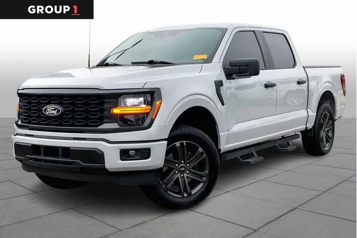 $35526 : Ford F-150 2024 4x2 STX 4dr image 1