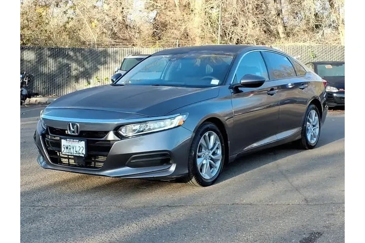 $12930 : Honda Accord 2018 LX 4dr Sed image 1