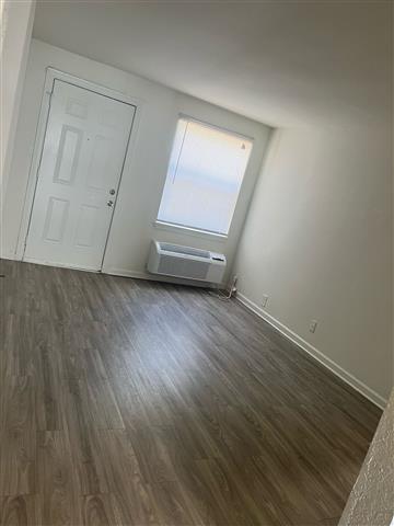 $1225 : Apartamentos de una habitación image 9