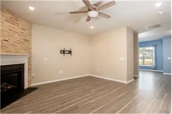 $2600 : Rental property with 4 bedro image 6