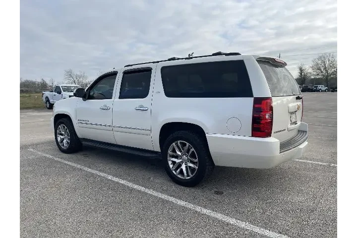 $11988 : Chevrolet Suburban 2012 4x2 image 3