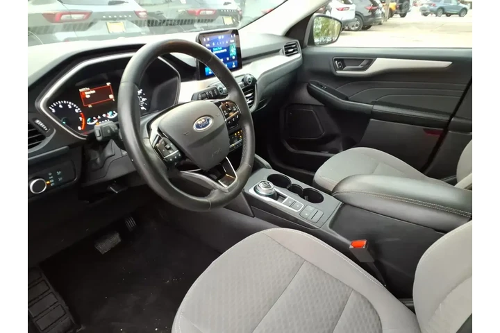 $22674 : Ford Escape 2022 SE 4dr SUV image 10