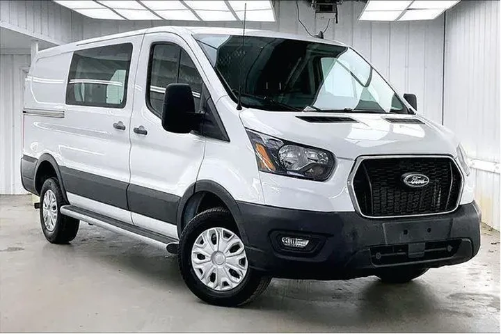 $30990 : Ford Transit 2024 250 3dr LW image 1