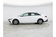 $19998 : Hyundai ELANTRA 2024 SE 4dr thumbnail