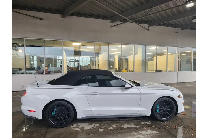 $19535 : Ford Mustang 2019 EcoBoost 2 image 8