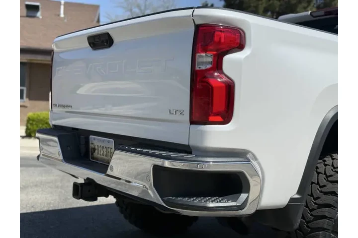 $66988 : 2020 Silverado 3500HD LTZ image 8
