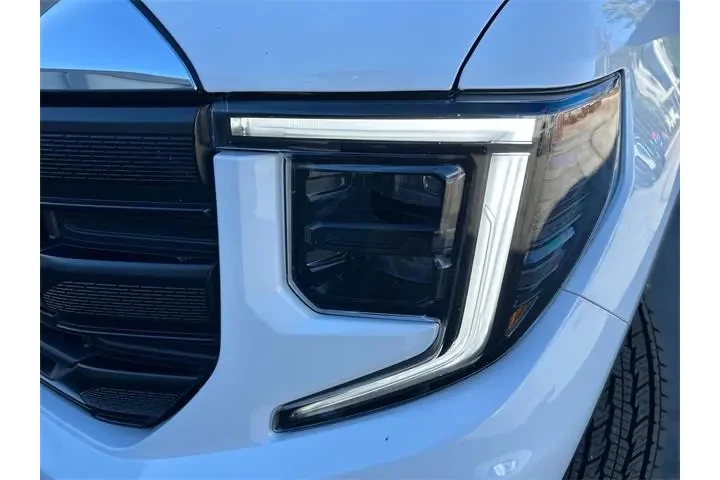 $33014 : GMC Sierra 1500 2024 4x2 Pro image 9