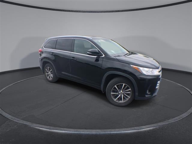 $19500 : PRE-OWNED 2017 TOYOTA HIGHLAN image 2