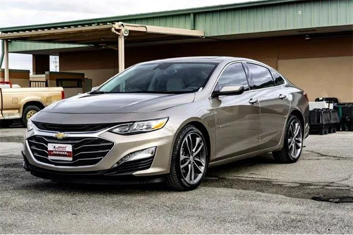 $20100 : Chevrolet Malibu 2024 LT 4dr image 9