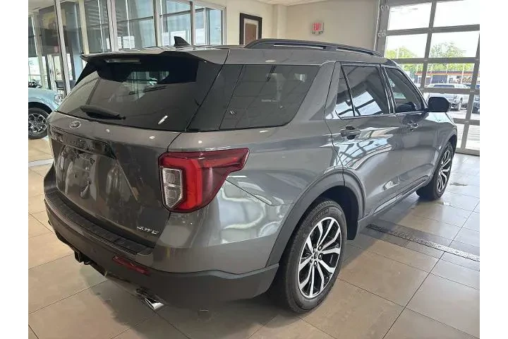 $32597 : Ford Explorer 2022 AWD ST-Li image 3