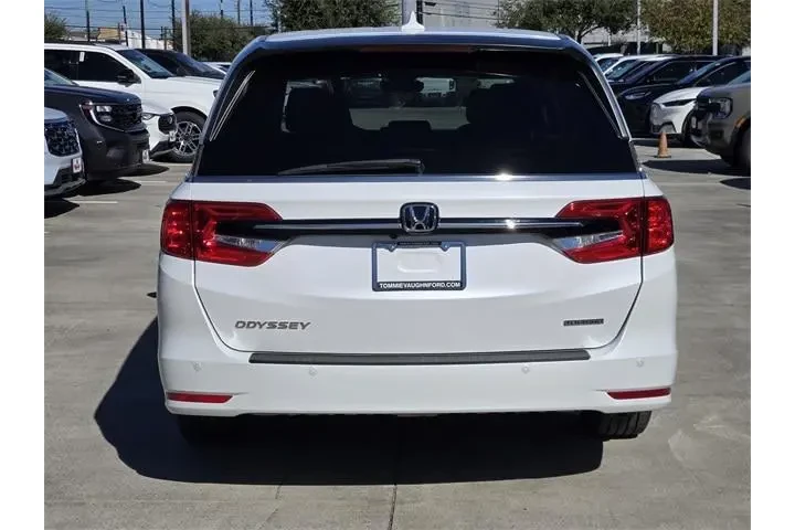 $38275 : Honda Odyssey 2024 Touring 4 image 6