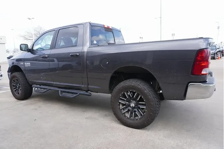 $24288 : Ram 1500 Classic 2019 4x2 Lo image 4