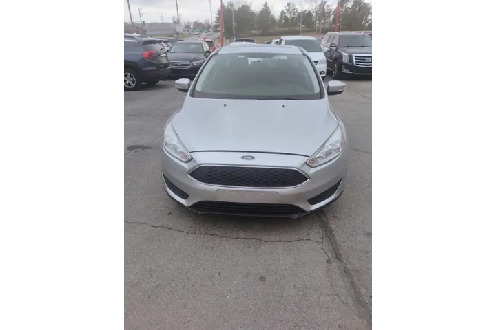 $8350 : 2016 Focus SE image 10