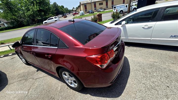 2015 Cruze 4dr Sdn Auto 1LT image 3