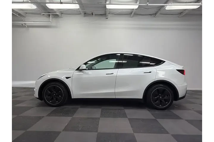 $24750 : Tesla Model Y 2021 AWD Long image 4