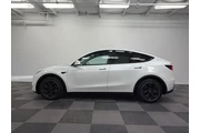 $24750 : Tesla Model Y 2021 AWD Long thumbnail