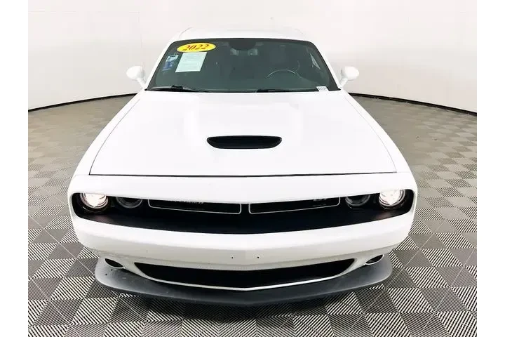 $24900 : Dodge Challenger 2022 GT 2dr image 2
