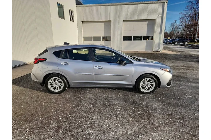 $21828 : Subaru Impreza 2025 AWD Base image 7