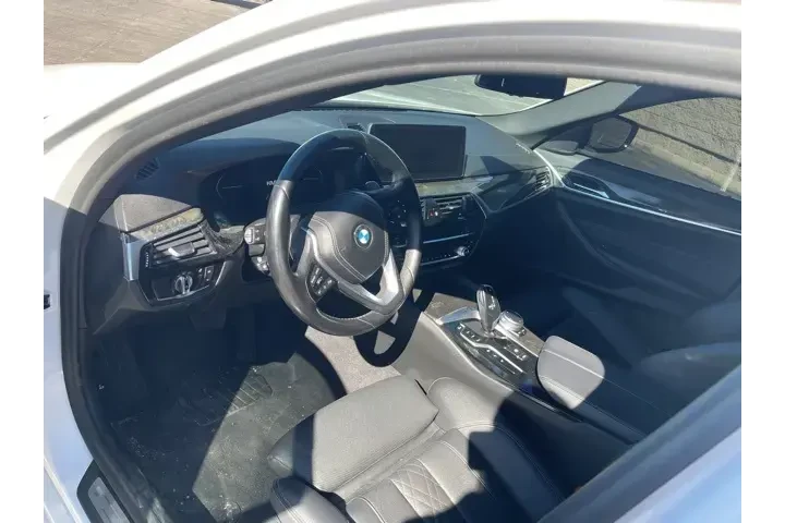 $24888 : BMW 5 Series 2021 530e 4dr S image 9