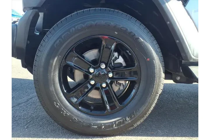 $31081 : Jeep Wrangler 2023 4x4 Sport image 9