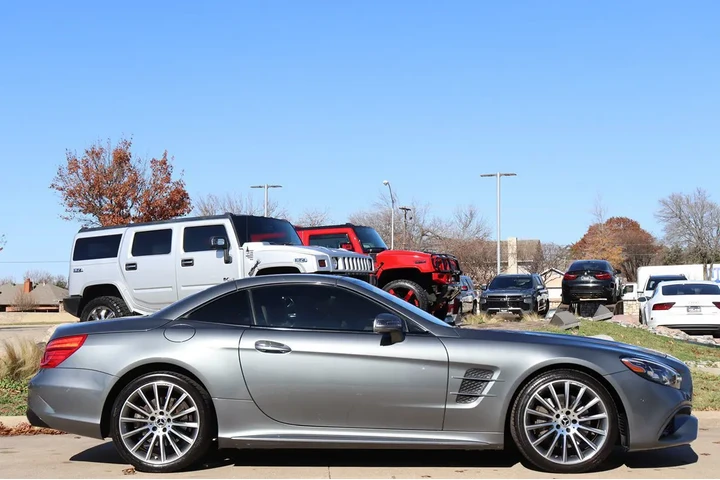 $36989 : 2018 SL 450 Roadster image 10