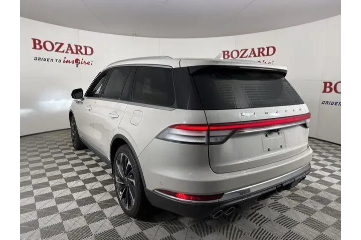 $28250 : Lincoln Aviator 2020 AWD Res image 6