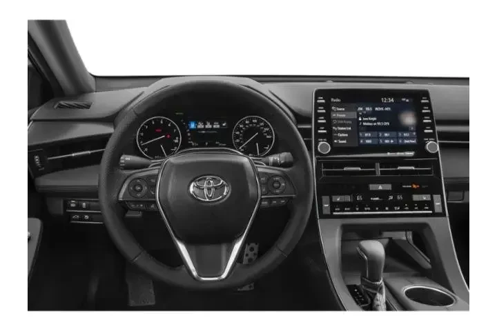 Toyota Avalon 2019 XLE 4dr S image 7