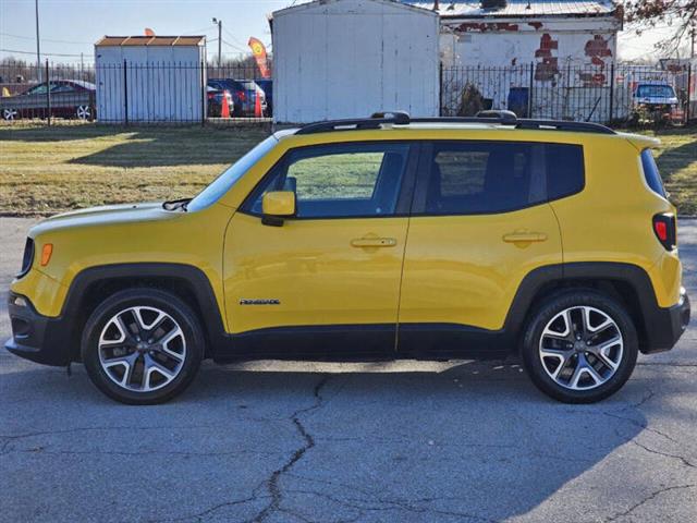 $6995 : 2016 Renegade Latitude image 6