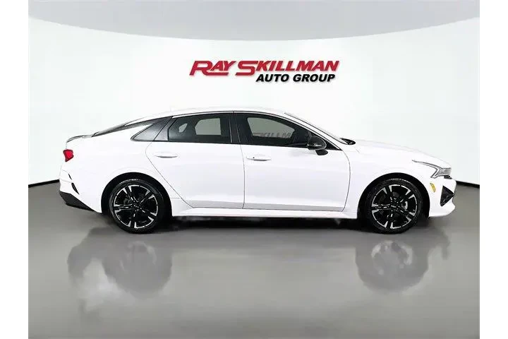 $27975 : Kia K5 2024 GT-Line 4dr Seda image 8