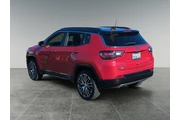 $24500 : Jeep Compass 2023 4x4 Limite thumbnail