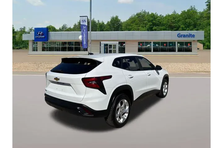 $17990 : Chevrolet Trax 2024 LS 4dr C image 6