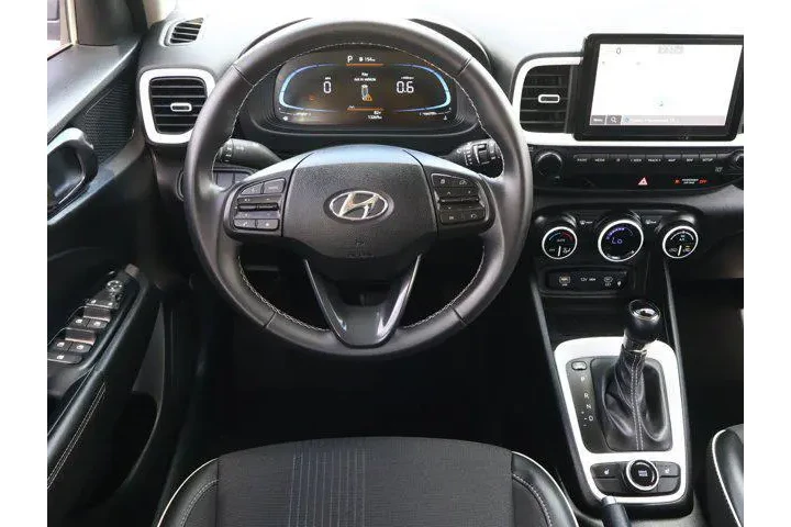$23213 : Hyundai VENUE 2025 Limited 4 image 9